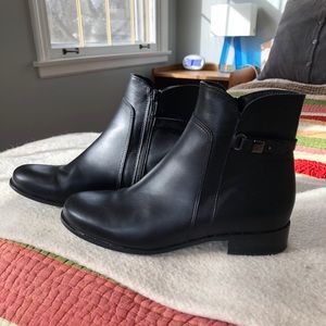 La Canadienne Sicilia Boot Black Size 7
